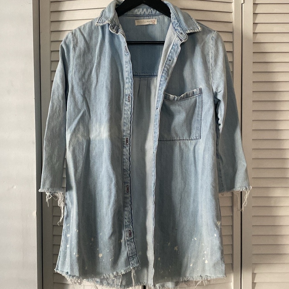 ZARA GIRLS PRE-LOVED BEAUTIFUL DISTRESSED JEAN TOP